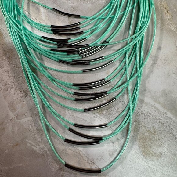 Multi-Strand Mint Green Cord Necklace Silver Tone Metal Accents & Lobster Clasp - Picture 3 of 7